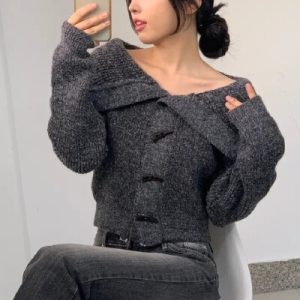 26010017 빅카라 니트가디건