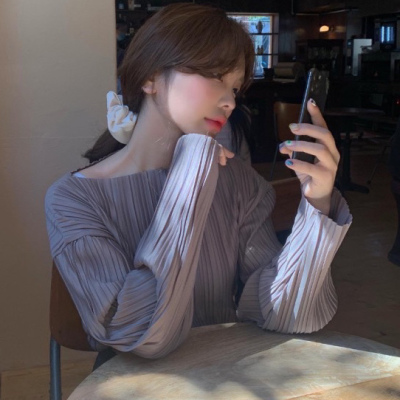 26010187 핀턱주름 블라우스