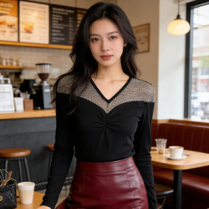 26010260 브이 큐빅 티셔츠