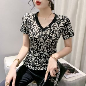 26020037 브이 페이즐리 망사티셔츠