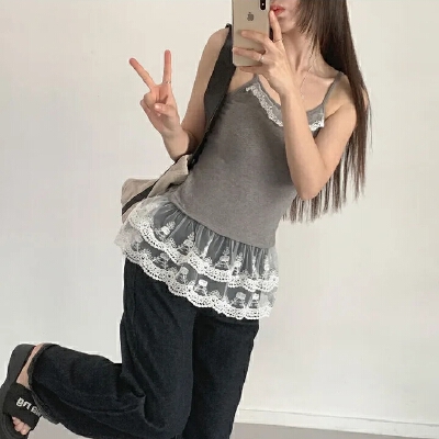 26030256 인스타 감성 한여름 레이스 레이어드 슬림핏 스트랩 나시 탑 (섹시 글램 페미닌 무드)