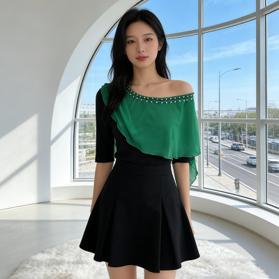 26040100 언발 어깨트임 배색 프릴 티셔츠