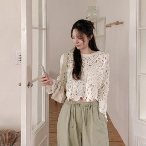 26040224 26040224 프렌치 레이스 펀칭 니트티