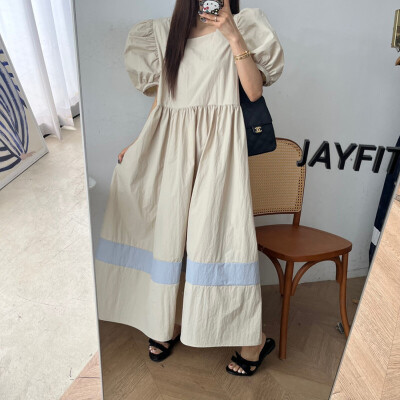 26040262 스퀘어넥 배색 퍼프 루즈핏 원피스