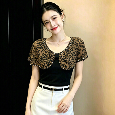 26070119 [빈티지] 도트 패턴 포인트 티셔츠