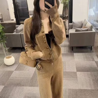 26070135 [엘레강스] 셋업 티트가디건 팬츠