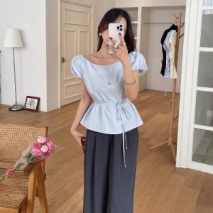 26070161 [러블리] 퍼프 소매 포인트 블라우스