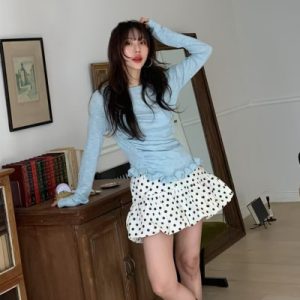 26070267 [시크] 프릴 비대칭 밑단 이너 티셔츠