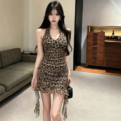 26080100 [실사] 홀터넥 호피 미니원피스