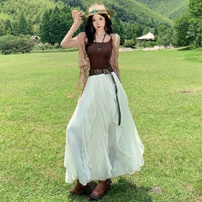 26080212 아웃도어 웨스턴 무드 나시 가디건 벨트 스커트 셋업
