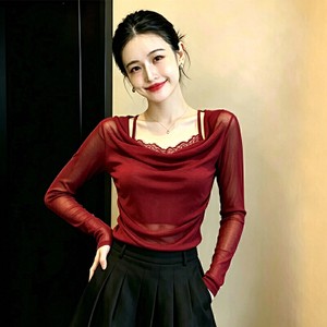 26080304 26080304 레이스 러플 셔링 시어 넥 모크넥 티셔츠