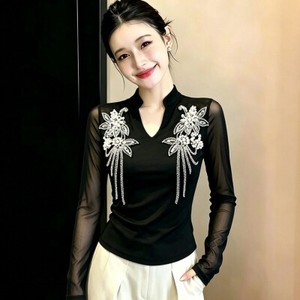 26090068 글리터 비즈 디테일 하이넥 슬림핏 긴팔 티셔츠