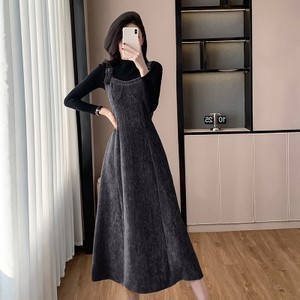 26090073 빈티지 피나포어 원피스 미니멀 반하이넥 티셔츠 투피스 셋업
