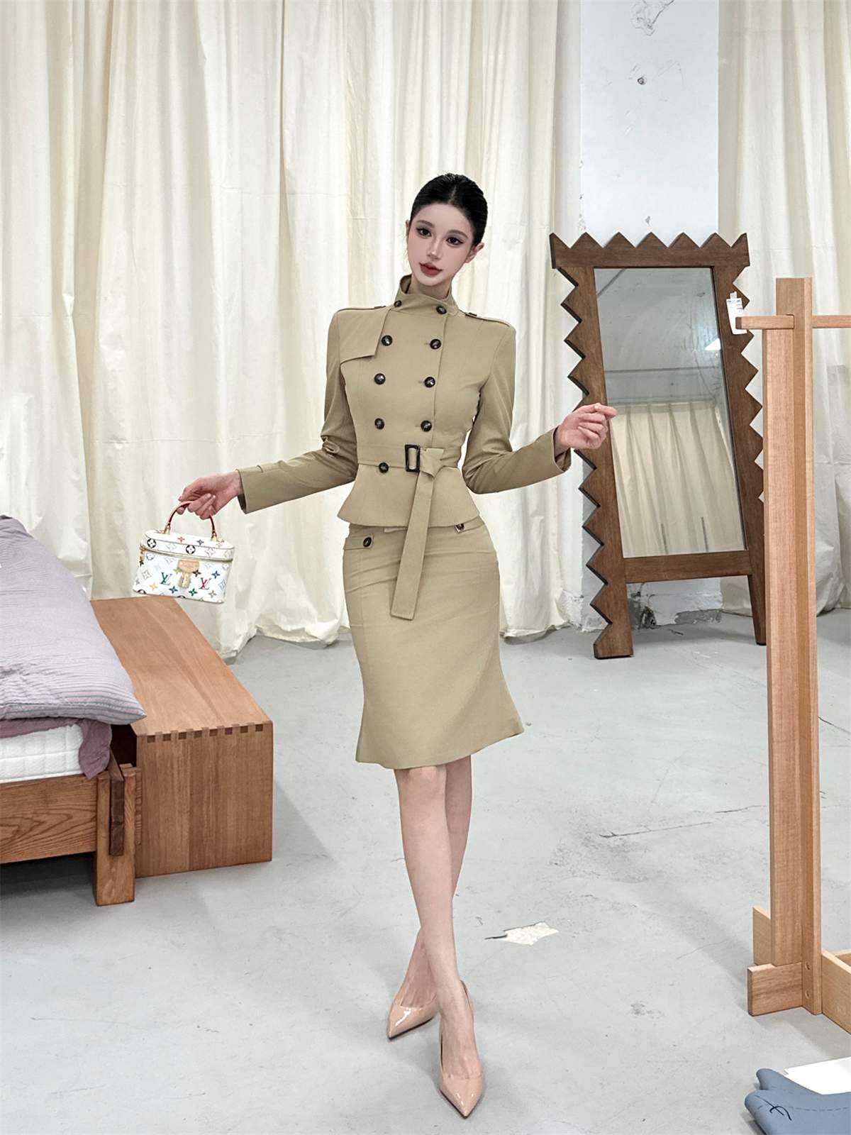 클래식 트렌치 하이넥 더블 자켓 미디 스커트 투피스 세트