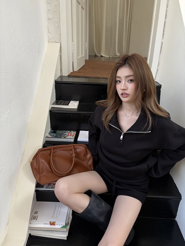 오버핏 반집업 아노락 맨투맨