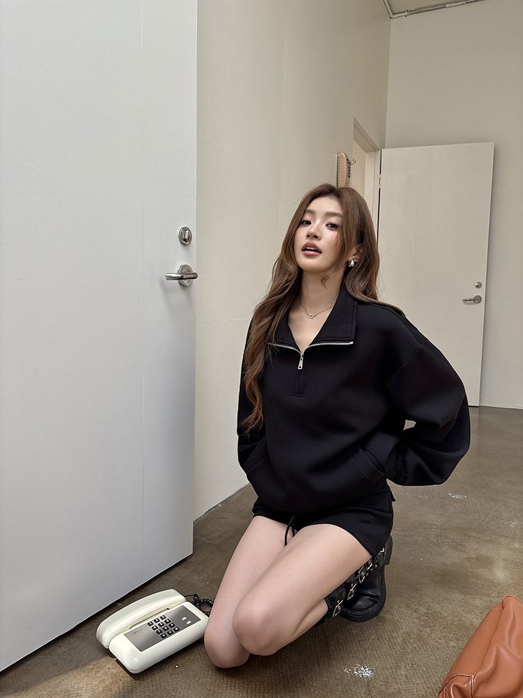 오버핏 반집업 아노락 맨투맨