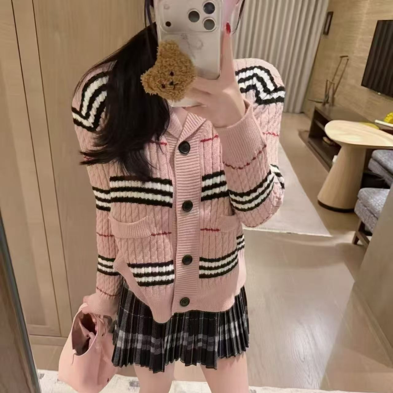 체크 케이블 숄카라 포켓 가디건