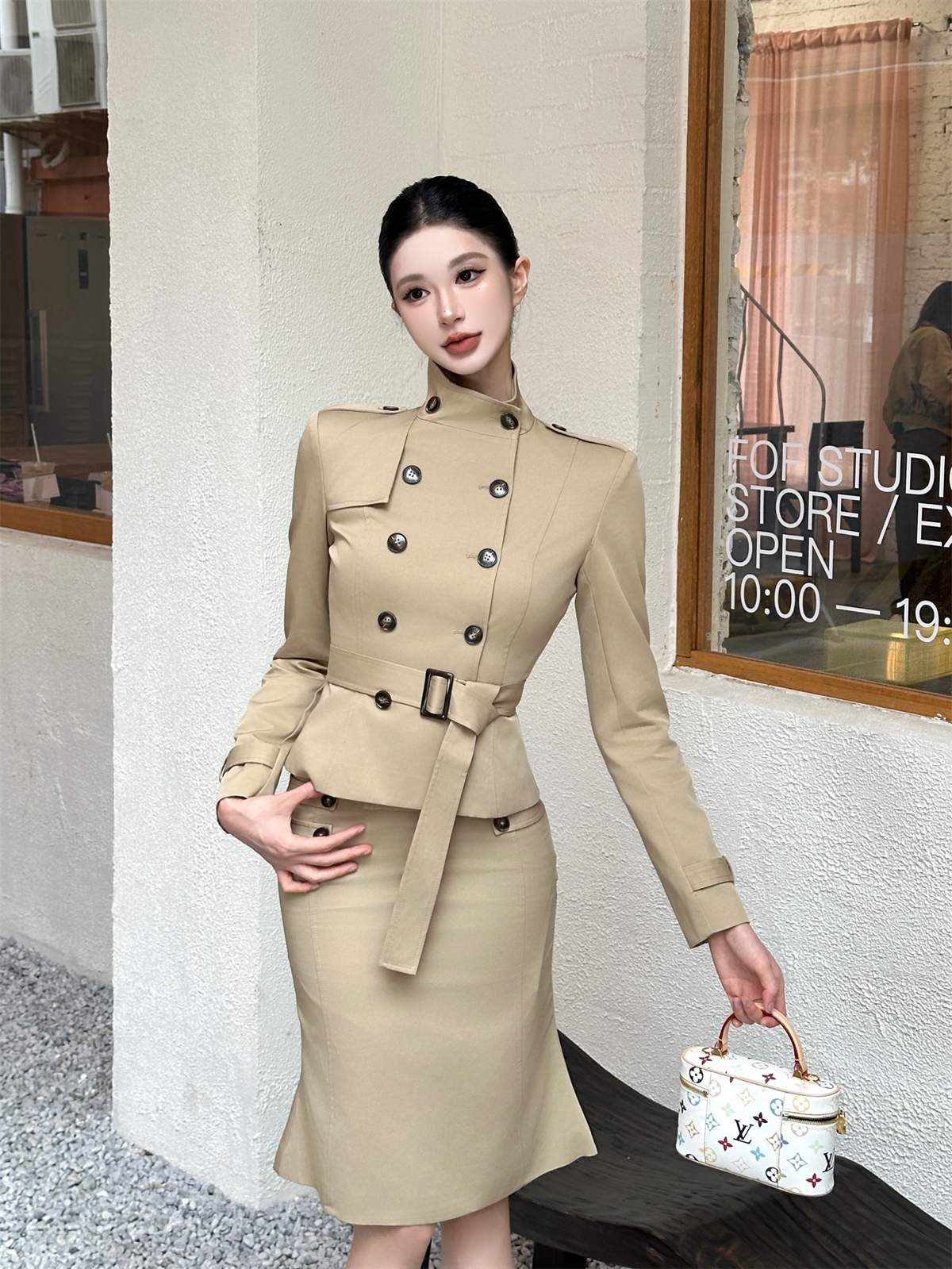 클래식 트렌치 하이넥 더블 자켓 미디 스커트 투피스 세트