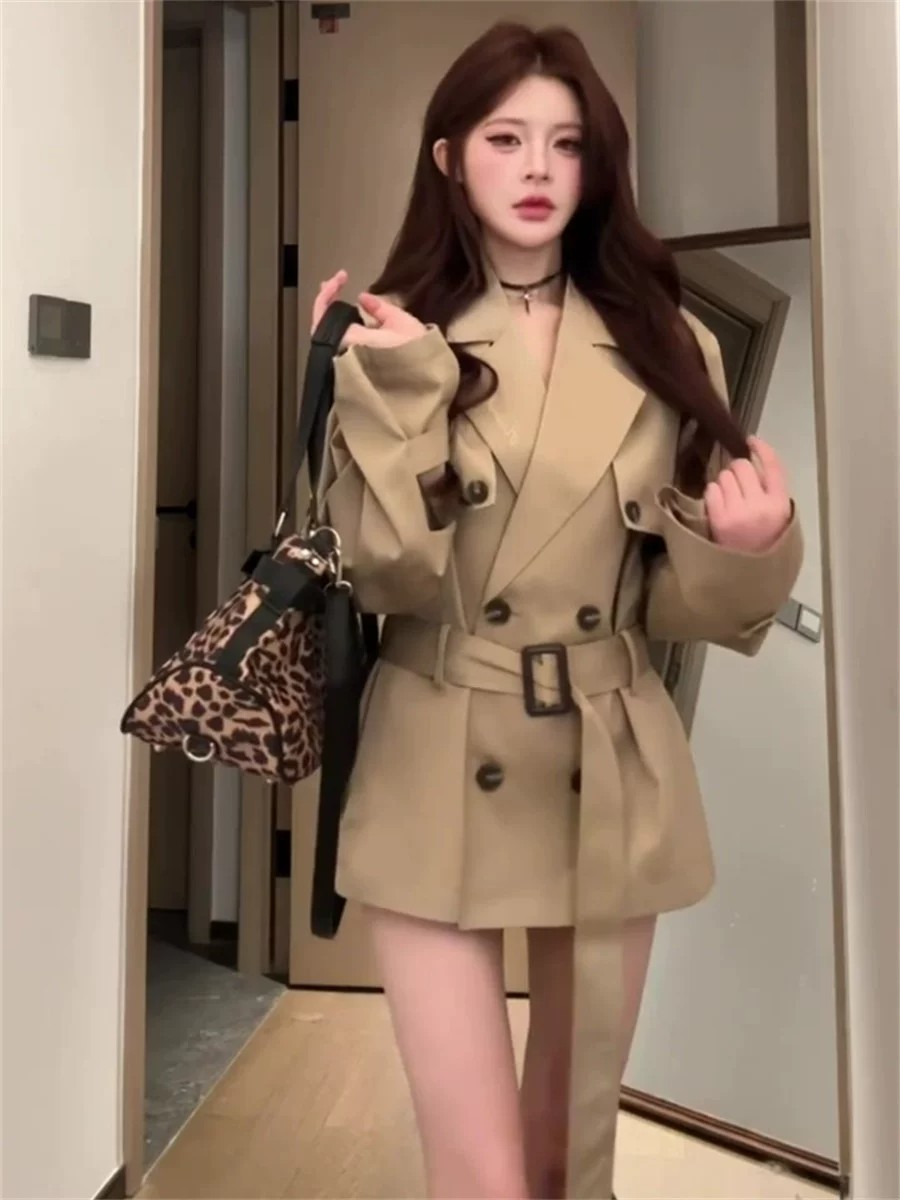 클래식 더블 버튼 벨티드 숏 트렌치 재킷